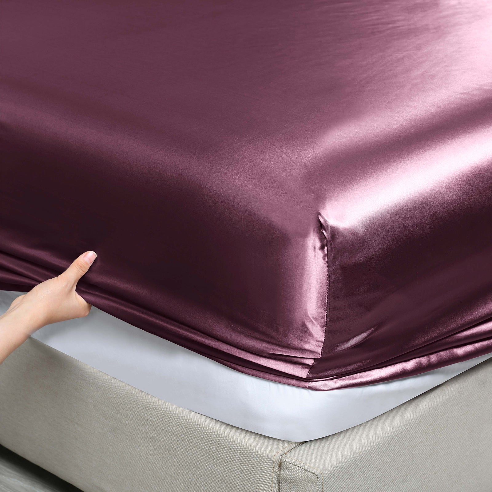 Royal Comfort Satin Sheet Set 3 Piece Fitted Sheet Pillowcase Soft - Queen - Malaga Wine