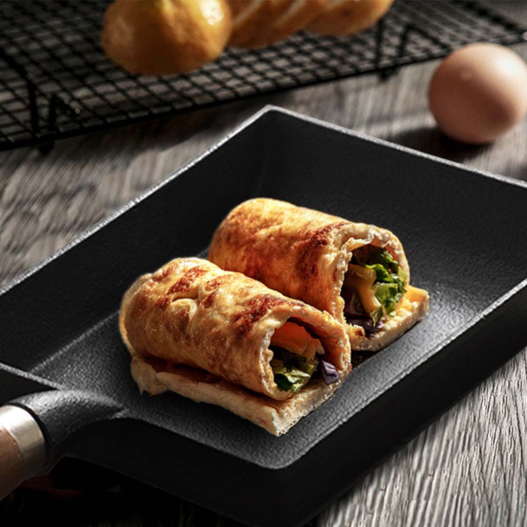 SOGA Cast Iron Tamagoyaki Japanese Omelette Egg Frying Skillet Fry Pan Wooden Handle