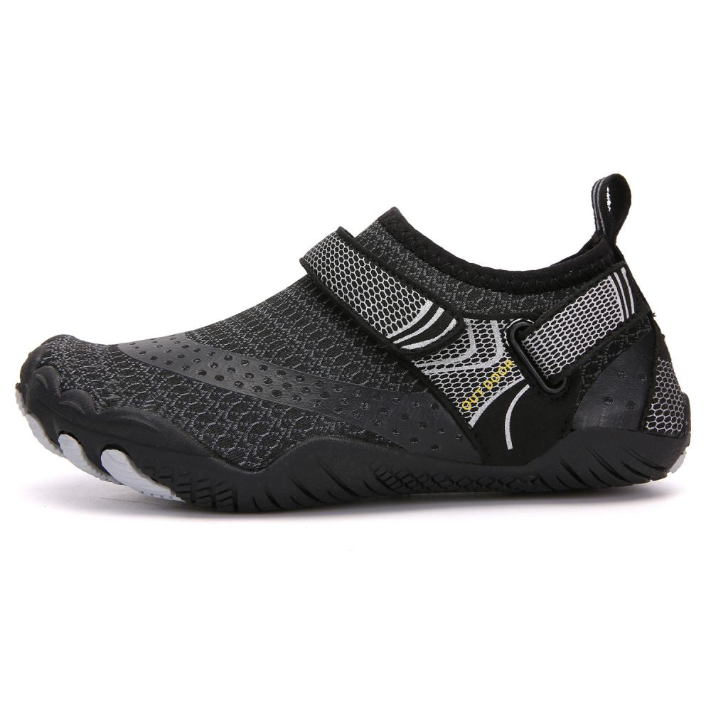 Kids Water Shoes Barefoot Quick Dry Aqua Sports Shoes Boys Girls - Black Size Bigkid US3 = EU34