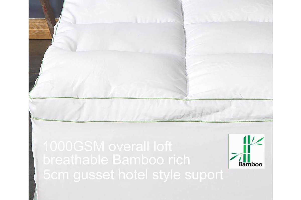 Luxton Double Size 1000GSM Bamboo Mattress Topper with Gusset Support