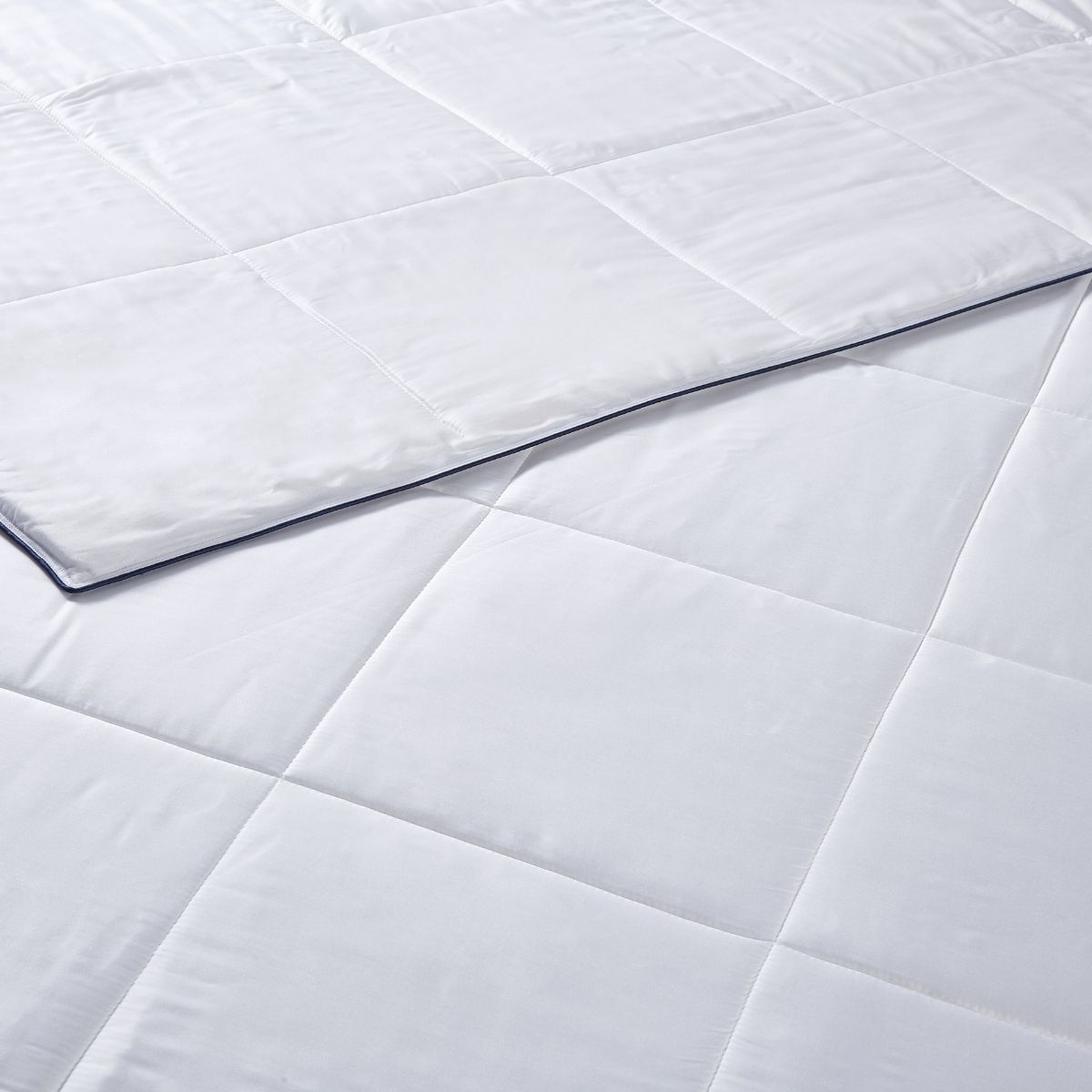 Bamboo Quilt 300GSM Queen