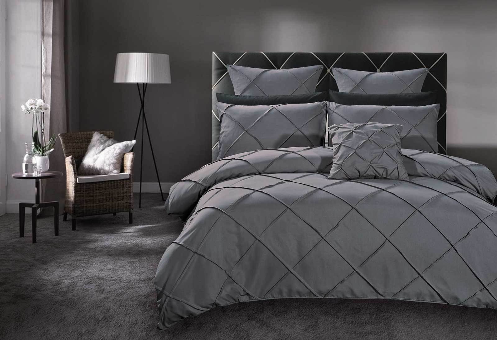 Luxton King Size Grey Diamond Pintuck Quilt Cover Set(3PCS)