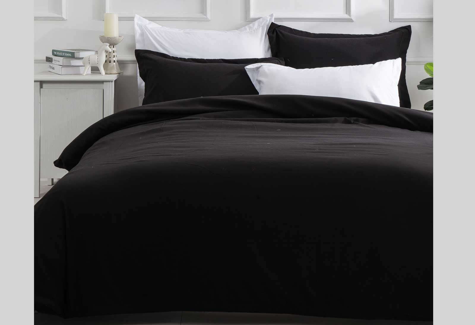 Luxton Super King Size Black Color Quilt Cover Set (3PCS)