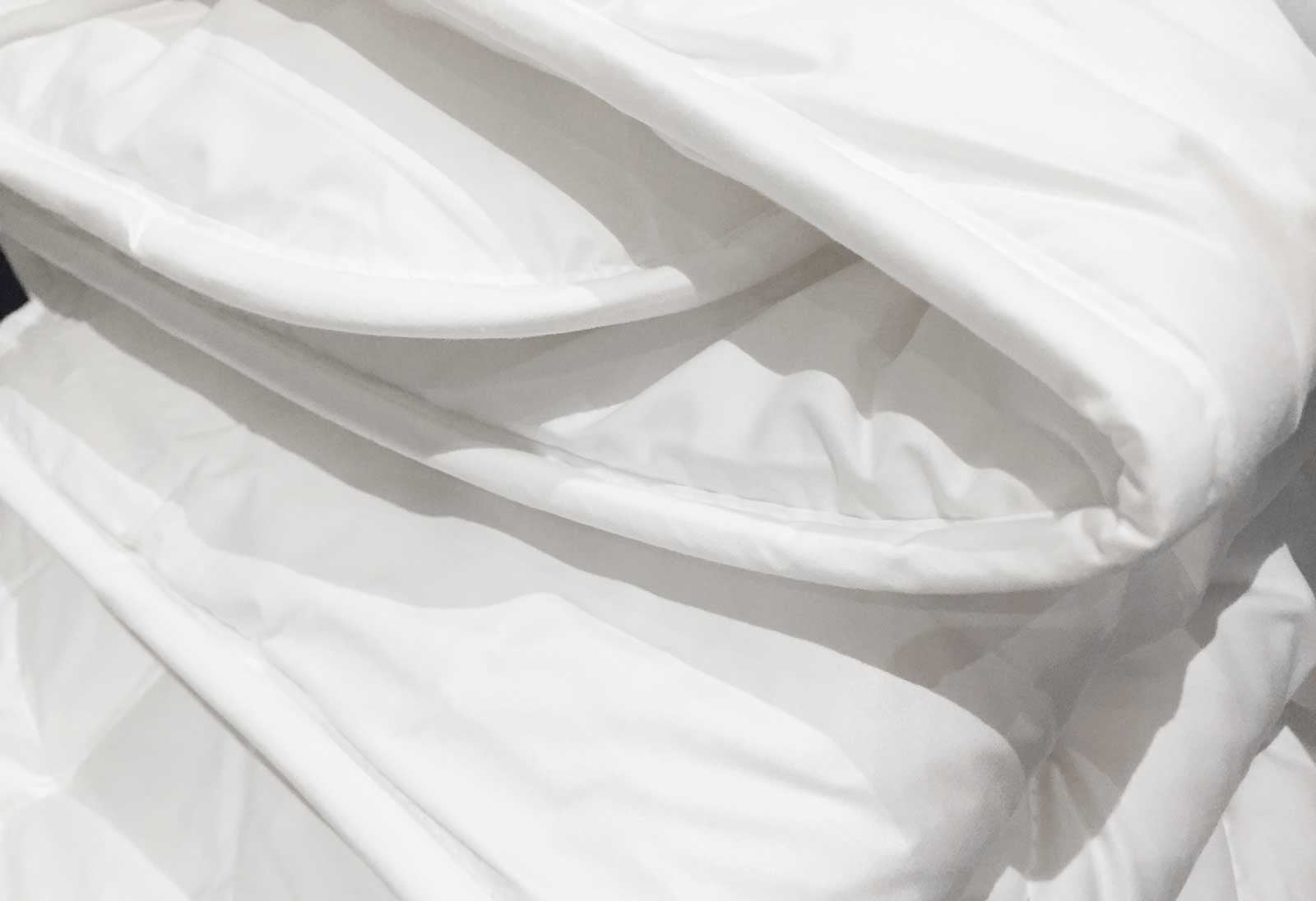 Luxton Queen Size 500GSM Australian Wool Quilt